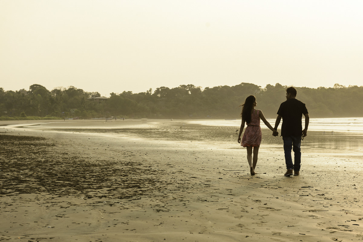 Photooneil Photography - Goa beach wedding photographers Miramar Goa